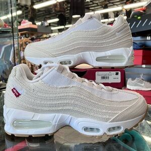 Nike Air Max 95 Levi’s Light Orewood Brown Size 8.5